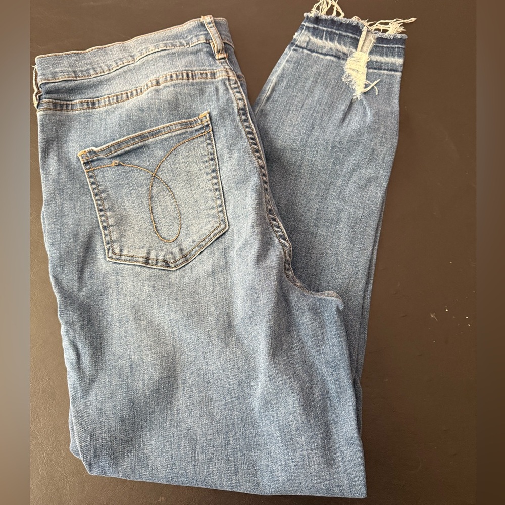 Calvin Klein Jeans Light Blue Cropped Denim